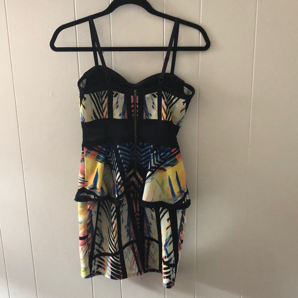 Dress - Picture 2 of 3